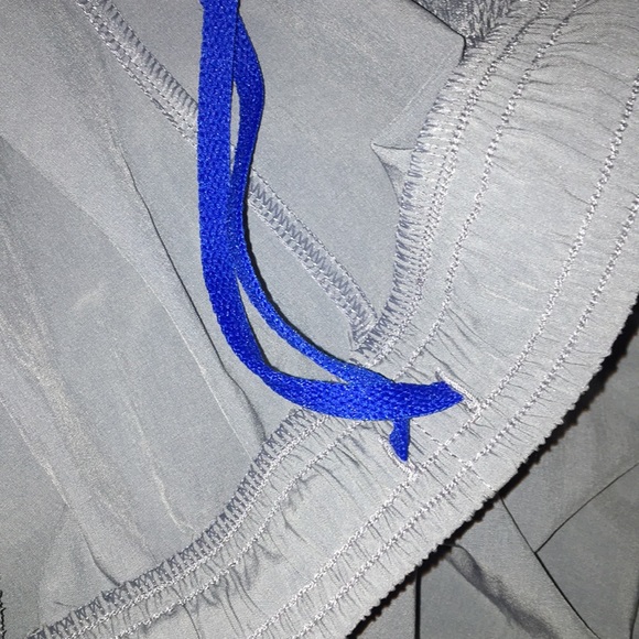 Under Armour sweatpants - Picture 5 of 5